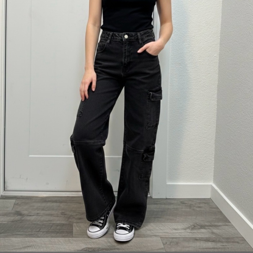 Windsor Denim Black Wide-Leg Cargo Jeans Size 7 High-waisted Utility Streetwear